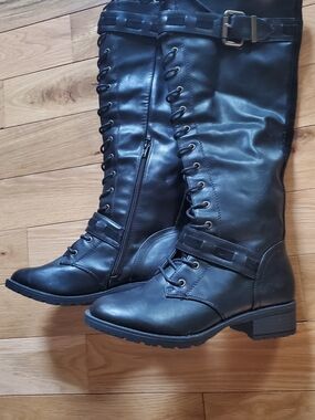 Women’s Black Lace-Up Tall Boots